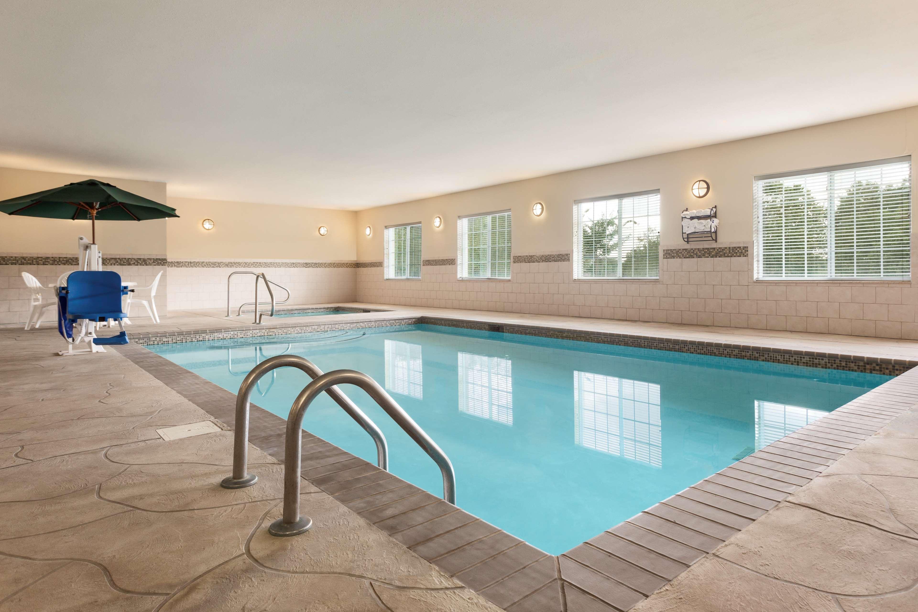 Country Inn & Suites By Radisson, Madison, Al מראה חיצוני תמונה