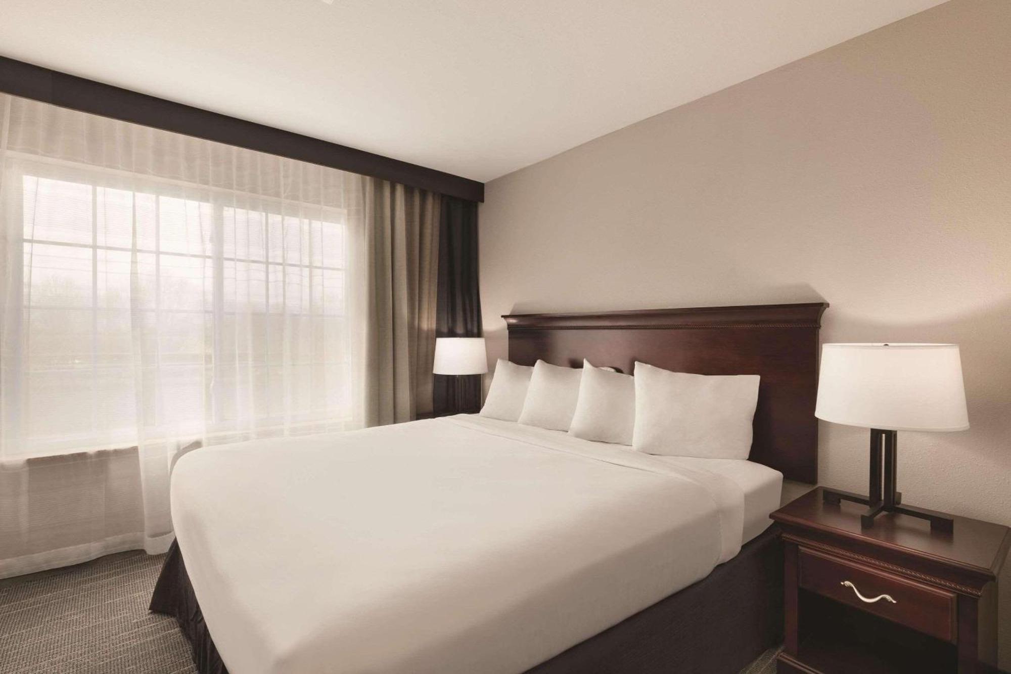 Country Inn & Suites By Radisson, Madison, Al מראה חיצוני תמונה