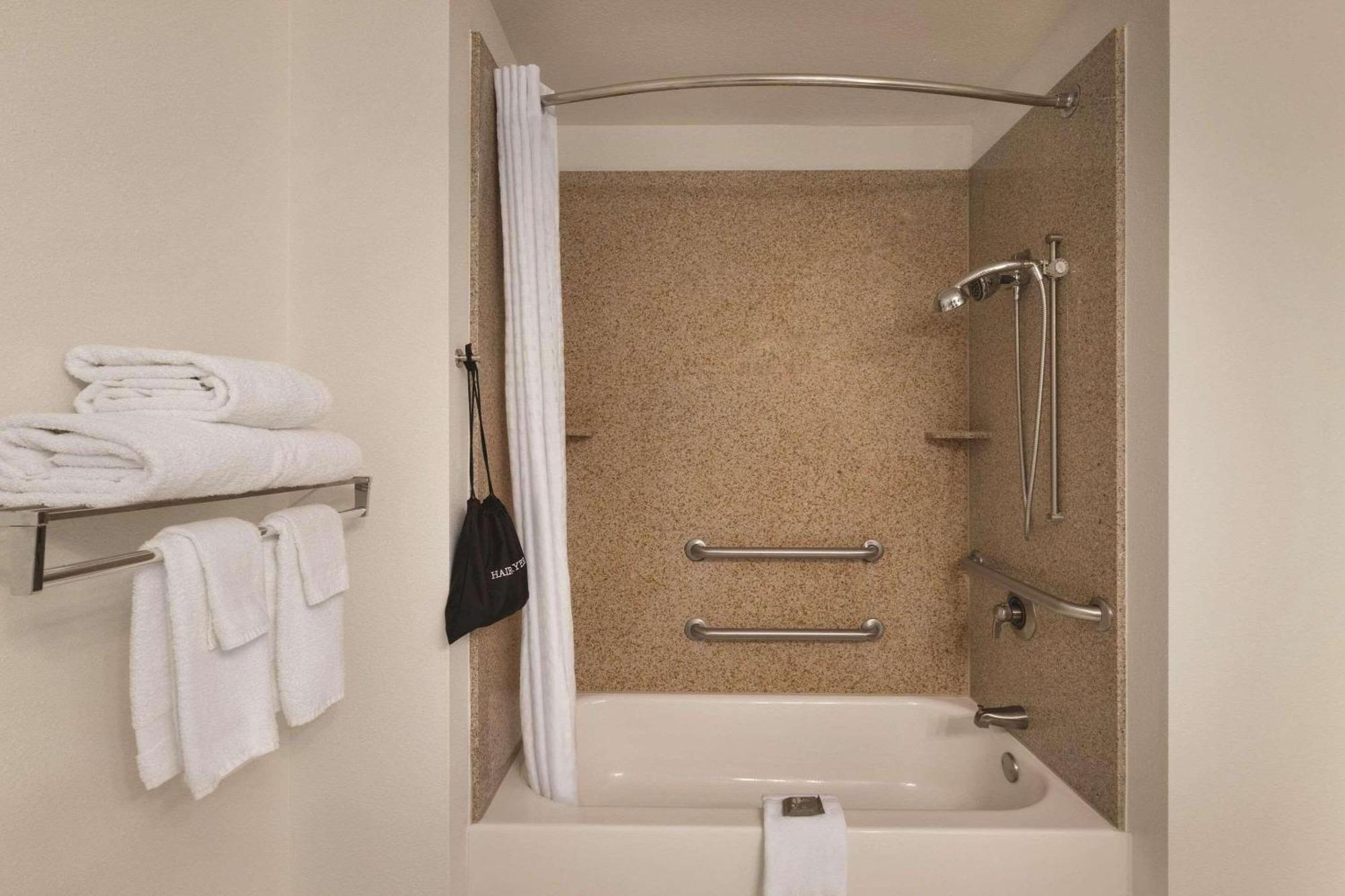 Country Inn & Suites By Radisson, Madison, Al מראה חיצוני תמונה