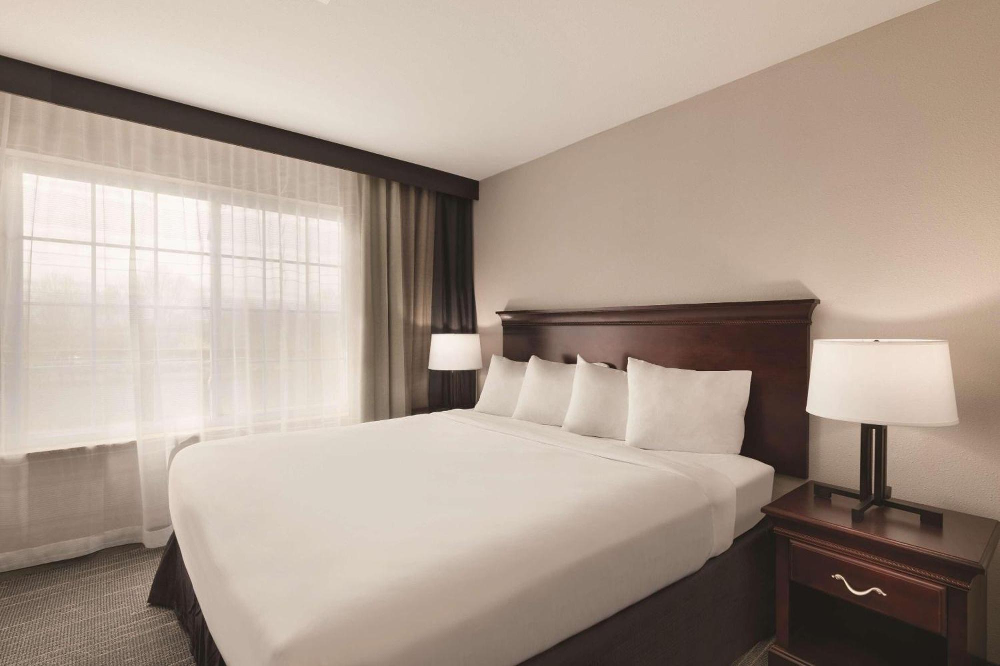Country Inn & Suites By Radisson, Madison, Al מראה חיצוני תמונה